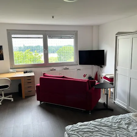 Daire Wohnung In Koeln Mit Rheinblick Köln